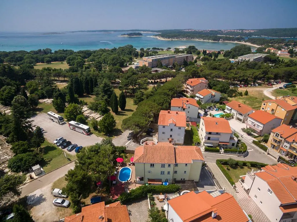 Apartments Dora Medulin Croatia