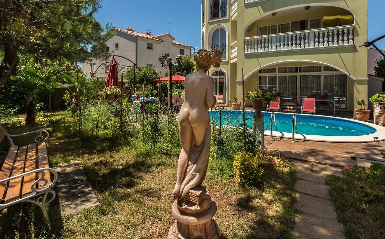 Apartments Dora Medulin